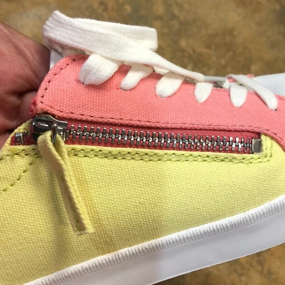 Dolce Vita Zaza Retro Sneakers - Picture 7 of 15